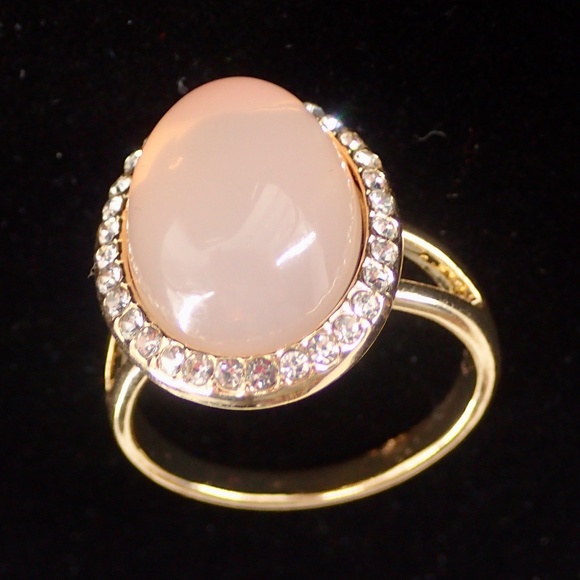 Pink Cabochon Gemstone Ring with Pave White Zircon  Gold Tone Halo Ring Sz 10.25 - Picture 2 of 8
